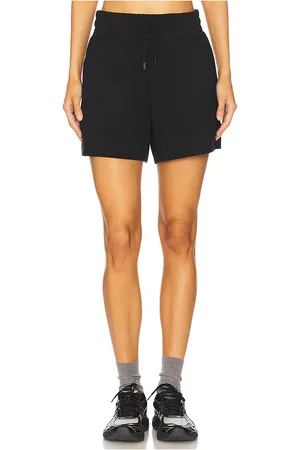 Varley Atrium High Rise Short 4.5 in . - size M (also in S, XL, XS)