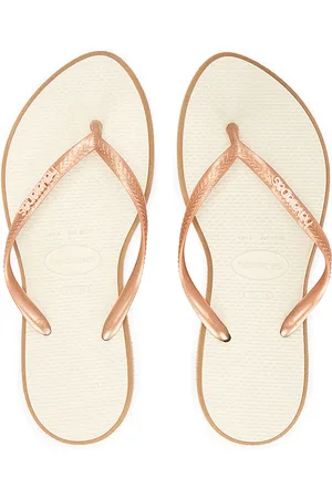 Havaianas Slim Point Sandal in Beige. - size 35/36 (also in 37/38, 39/40, 41/42)