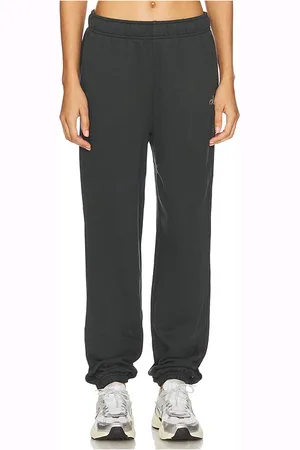 alo Accolade Sweatpant in Green. - size S (also in L, XS)