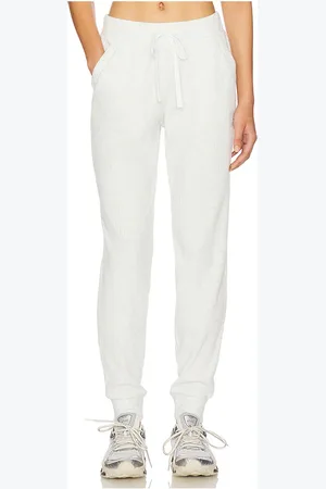 alo Muse Sweatpant in Light Grey. - size L (also in M, S, XS)