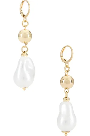 Maison Irem Ann Earrings in Metallic .
