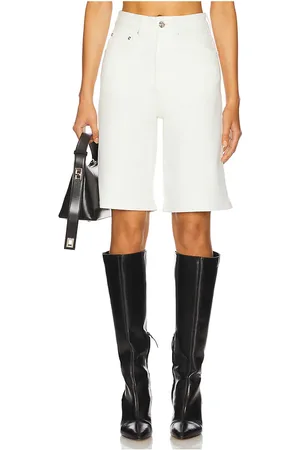Ivy & Oak Piri Bermuda Shorts in White. - size 36 (also in 38, 40)