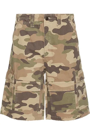 Guess Twill Cargo Short in Beige. - size 31 (also in 32, 33, 34, 36)