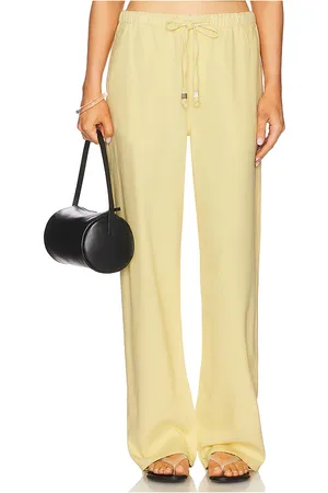 RAG&BONE Ultra Featherweight Logan Beach Pant in Lemon. - size L (also in M, S, XL)