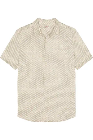 Faherty Short Sleeve Hermosa Shirt in Cream. - size L (also in M, S, XL/1X)
