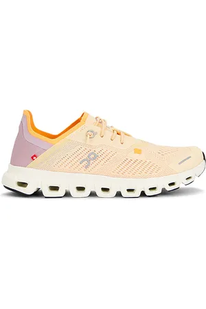 On Running Cloud 6 Coast Sneaker in Orange. - size 10 (also in 10.5, 11, 5, 5.5, 6, 6.5, 7, 7.5, 8, 8.5, 9, 9.5)