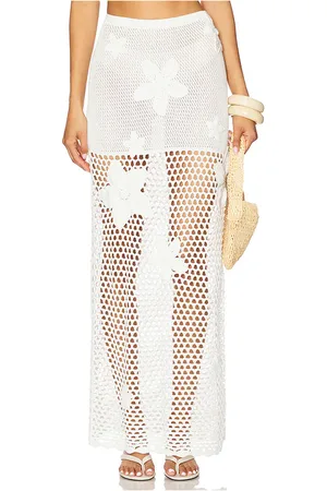 DEVON WINDSOR Roe Skirt in White. - size L (also in M, S, XL, XS)
