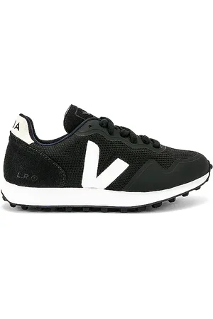 Veja SDU RT Sneaker in Black. - size 36 (also in 37, 38, 39, 40, 41)