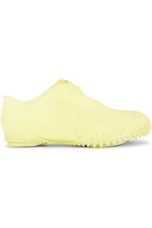 PUMA Mostro Jelly Sneaker in Lemon. - size 10 (also in 6, 6.5, 7, 7.5, 8, 8.5, 9, 9.5)