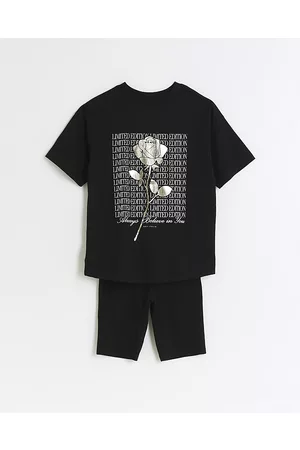 River Island Girls Short Sleeved T-Shirts - Girls Black Floral Graphic T-Shirt Outfit