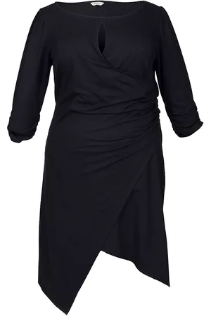 Mayes NYC Women's Plus Size Lina Keyhole Ruched Dress - Black Solid - Size 22