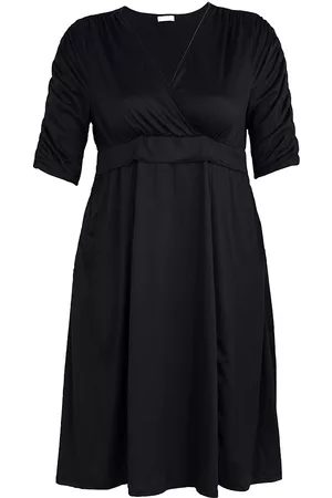 Kiyonna Women Midi Dresses - Women's Gabriella A-Line Midi-Dress - Black Noir - Size 10 - Black Noir - Size 10