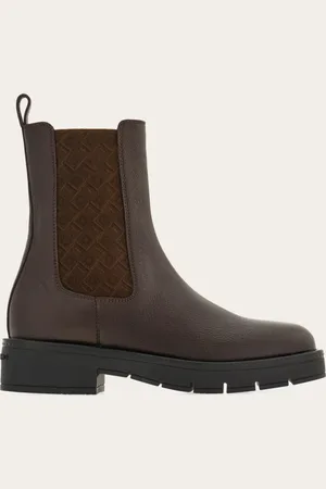 Salvatore Ferragamo Women Chelsea boot Size 5