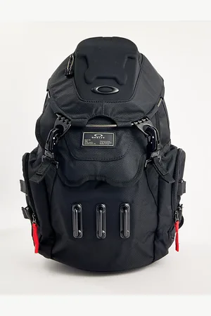 Oakley Mens Bathroom Sink Shell Backpack