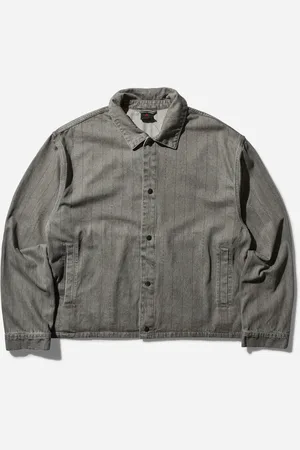 Nike Men s A Ma Maniére Jacket Flat Pewter