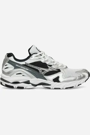 Mizuno Wave Rider 10 S Sneakers / Silver / Black
