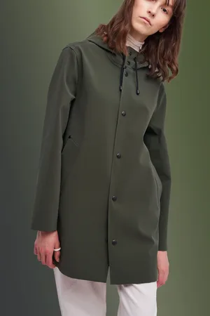 Stutterheim Stockholm Lightweight Matte Zip Raincoat Green