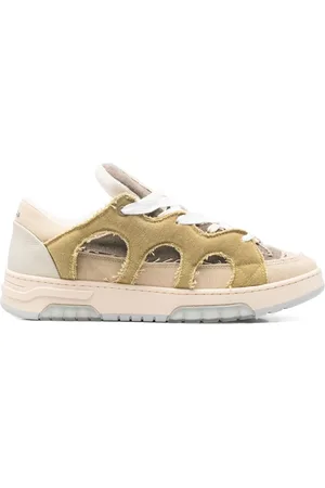 PAURA Sneaker Model 1