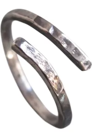 WINDOW DRESSING THE SOUL Women Rings - 925 Silver Hammered Twist Ring