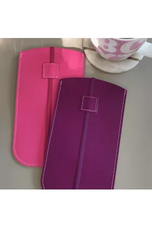 UNDER Women Phones Cases - Recycled Leather Iphone 8 Plus Cover Elastic Strap