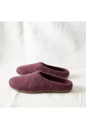 AURA QUE Women Mules - Handmade Eco Felt Mule Slippers Suede Sole | Plum Purple
