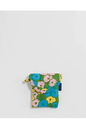 Baggu Women Keychains - Puffy Earbuds Case - Flowerbed