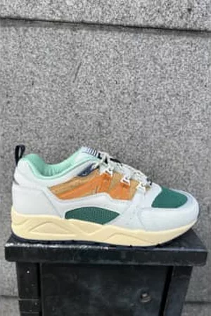 Karhu Women Sneakers - Fusion 2.0 Lily / Nugget Trainers