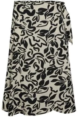 Pieces Women Midi Skirts - And White Wrap Linen Skirt