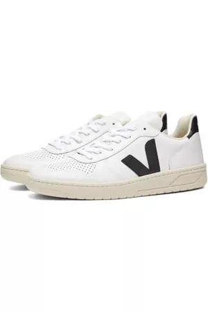 Veja Men Basketball Sneakers & Shoes - V-10 Leather Basketball Sneaker & Black