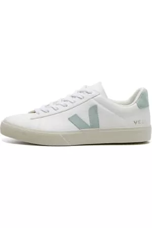Veja Men Sneakers - Campo Chrome-free Leather Trainers - White / Matcha