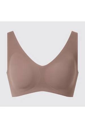 https://images.fashiola.com/product-list/300x450/uniqlo/554808711/womens-wireless-bra-ultra-relax-with-quick-drying-medium.webp