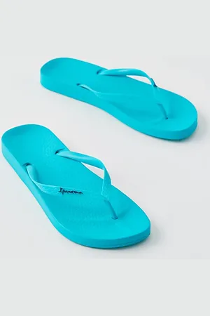 Ipanema Ana Thong Sandal in , Women