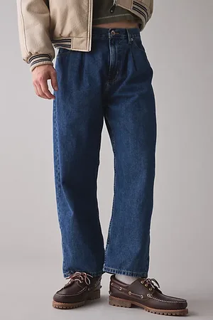 BDG Pleated Straight Fit Denim Jean in , Men