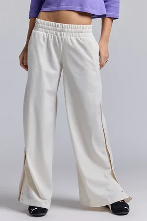 PUMA Essential Relaxed Low-Rise Popper Pant in , Women