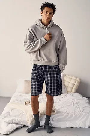 Hanes UO Exclusive Woven Boxer Short in , Men