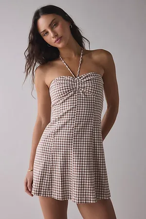 Kimchi Blue Cate Y-Neck Halter Mini Dress in , Women