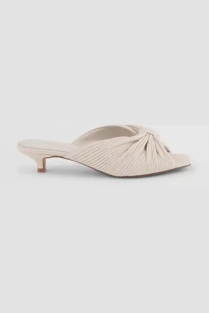 Intentionally blank Curfew Leather Kitten Heel in , Women