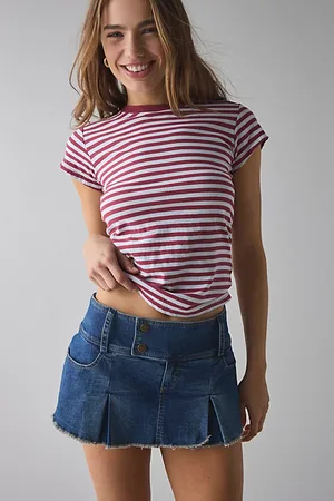 Kimchi Blue Cameron Low-Rise Pleated Denim Micro Skort in , Women