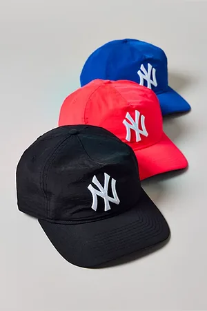 New Era MLB New York Yankees Everyday Nylon Hat in , Men