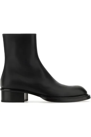 Alexander McQueen Black leather Stack ankle boots