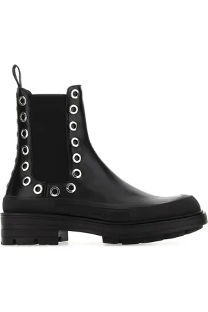 Alexander McQueen Black leather Boxcar ankle boots