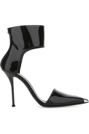 Alexander McQueen Black leather pumps