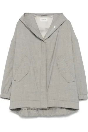 Armarium Gray Coats